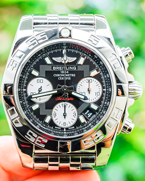 2011 Breitling Chronomat 41MM Black Dial Steel Bracelet (AB014012/BA52)