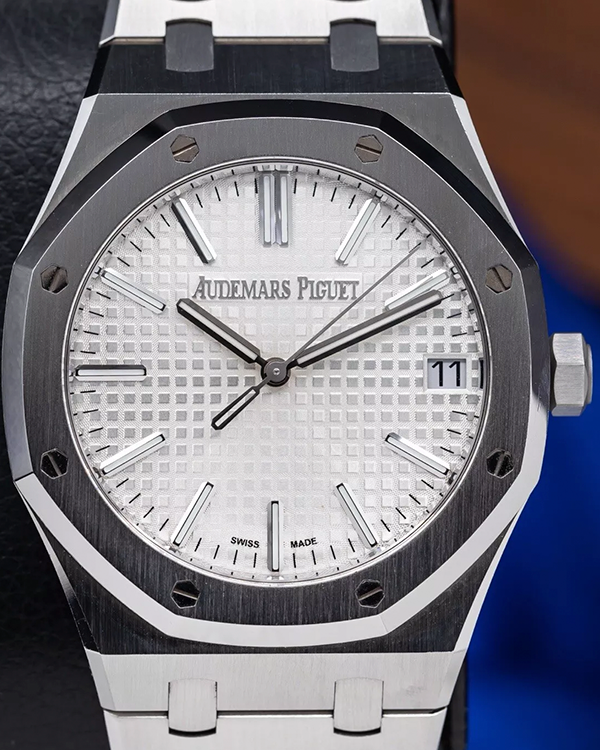2023 Audemars Piguet Royal Oak 41MM White Dial Steel Bracelet (15510ST.OO.1320ST.08)