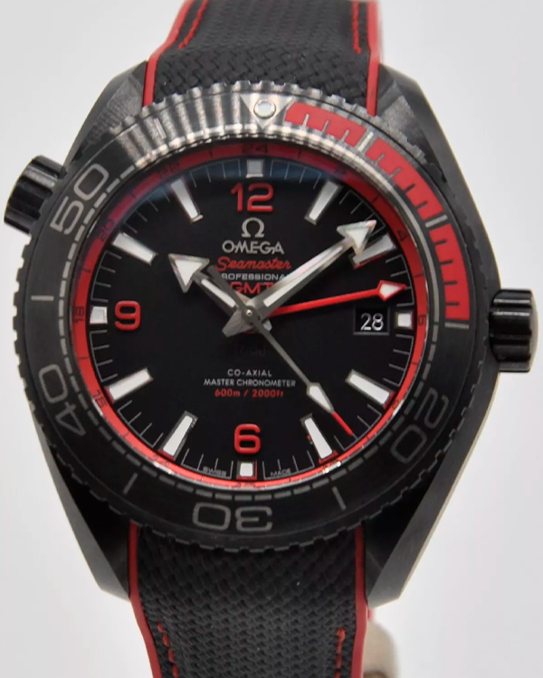 2022 Omega Seamaster Planet Ocean GMT 45.5MM Black Dial Rubber Strap (215.92.46.22.01.003)