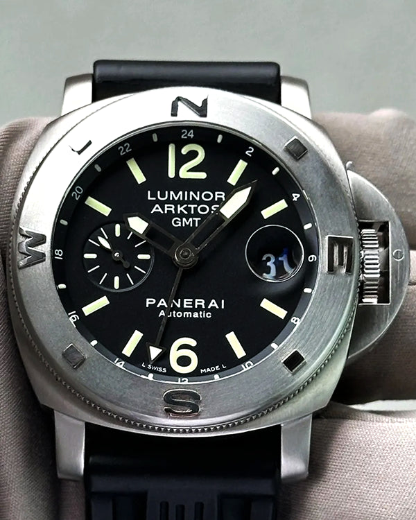 2005 Panerai Luminor Arktos GMT 44MM Black Dial Rubber Strap (PAM00186)