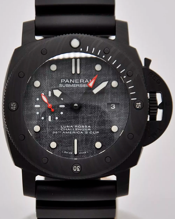 Panerai Submersible Luna Rossa 47MM Black Dial Rubber Strap (PAM01039)