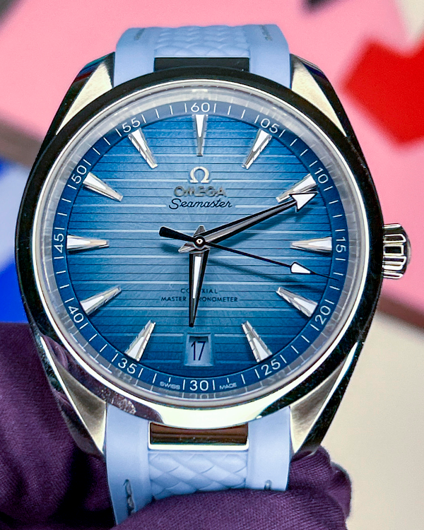 2024 Omega Seamaster Aqua Terra "Summer Blue" 41MM Blue Dial Rubber Strap (220.12.41.21.03.008)