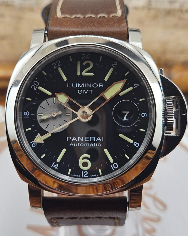 2022 Panerai Luminor GMT Automatic 44MM Black Dial Leather Strap (PAM01088)