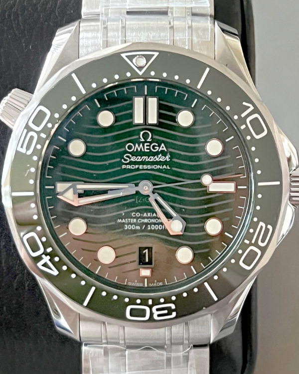 2023 Omega Seamaster Diver 300M 42MM Green Dial Steel Bracelet (210.30.42.20.10.001)