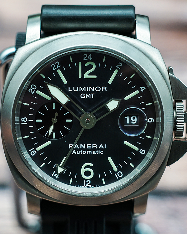 Panerai Luminor GMT Titanium Black Dial (PAM00089)