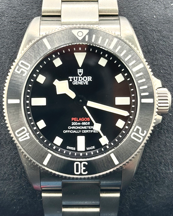 Tudor Pelagos 39MM Black Dial Titanium Bracelet (25407N)