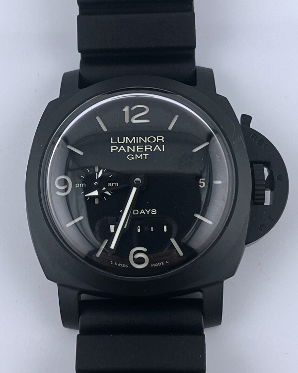 2018 Panerai Luminor 10 Days GMT Ceramic Black Dial (PAM00335)