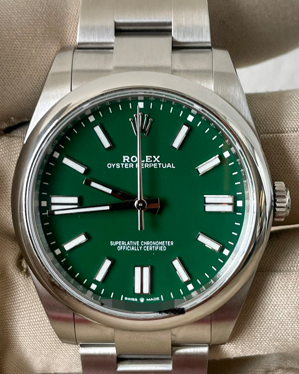 2023 Rolex Oyster Perpetual 41MM Oystersteel Green Dial (124300)