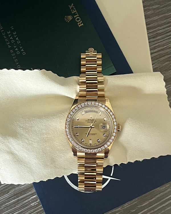 Rolex Day-Date II Yellow Gold Diamond Bezel (218348) – Grailzee