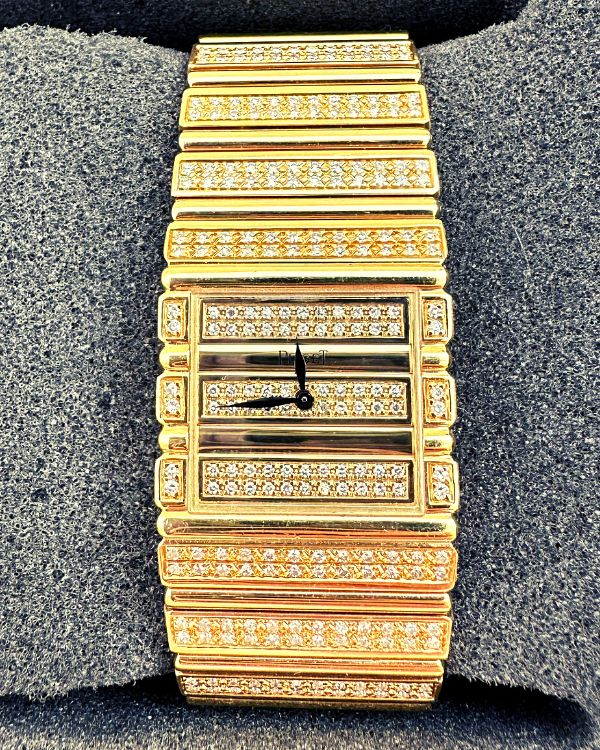 1984 Piaget Polo Square Gold and Diamond Set Quartz (7131 C725)