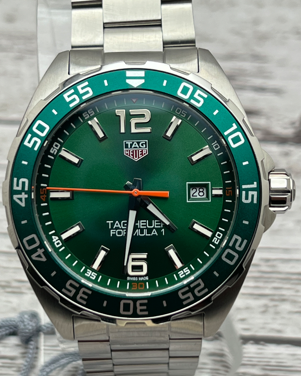 2020 TAG Heuer Formula 1 43MM Quartz Steel Green Dial Bracelet (WAZ1017.BA0842)