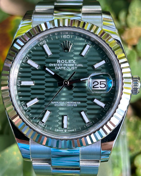 No Reserve - 2022 Rolex Datejust 41 Oystersteel and White Gold Motif Mint Green Dial (126334)