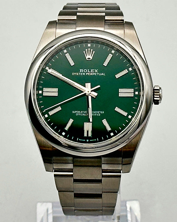 2023 Rolex Oyster Perpetual 41 Green (124300)