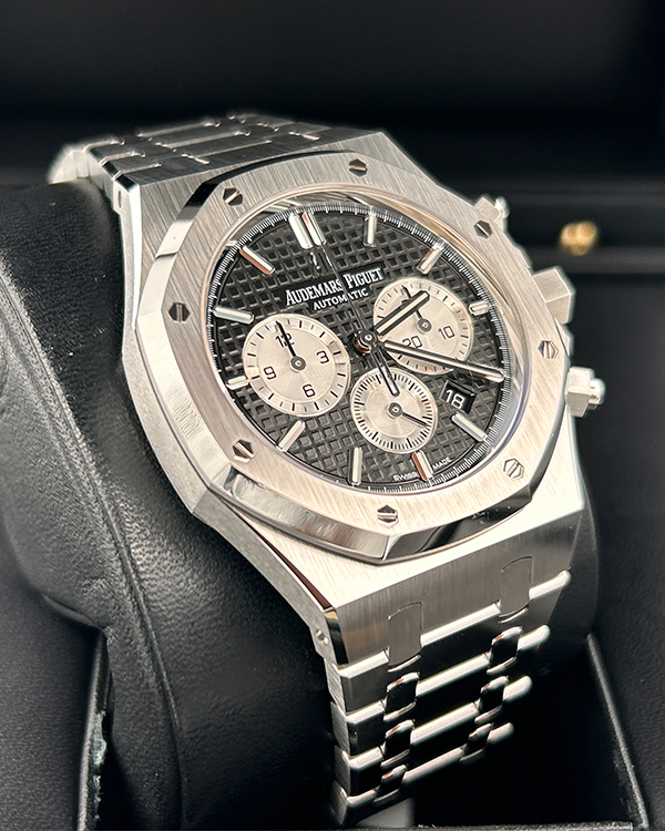 2018 Audemars Piguet Royal Oak Chronograph Steel Black Dial (26331ST)