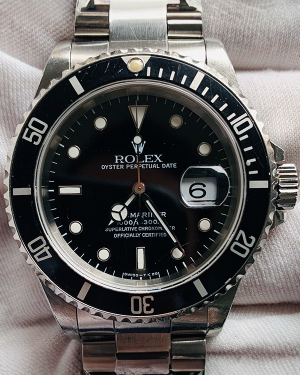 1997 Rolex Submariner Date 40MM Black Dial Oyster Bracelet (16610)