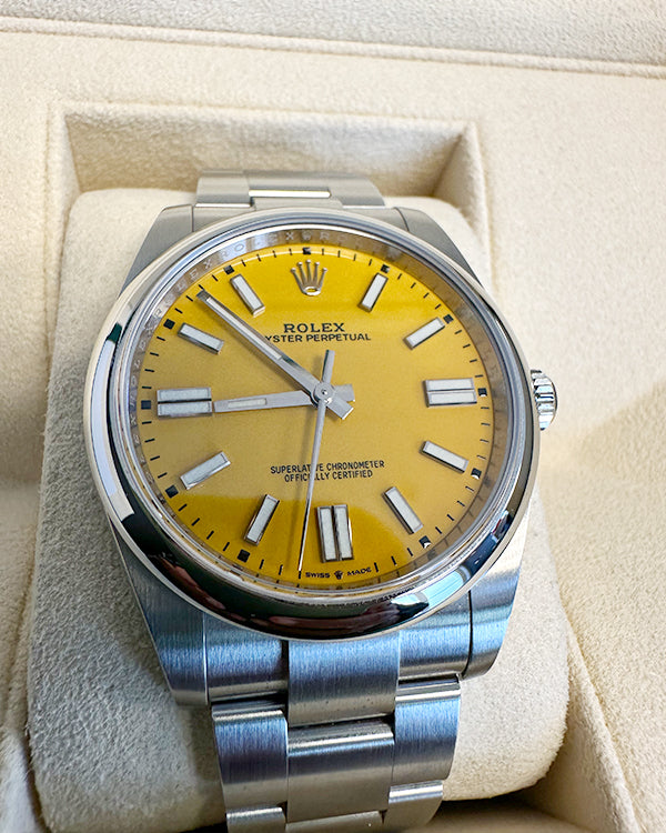 No Reserve - Rolex Oyster Perpetual 41 Yellow Dial (124300)