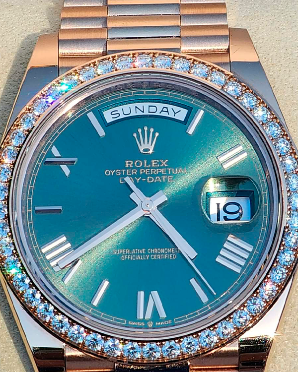 Rolex Day-Date 40 Rose Gold Factory Diamond Bezel Green Dial (228345RBR)