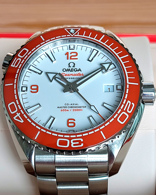 No Reserve - Omega Seamaster Planet Ocean 600M "Creamsicle" 43.5MM White Dial Steel Bracelet (215.30.44.21.04.001)